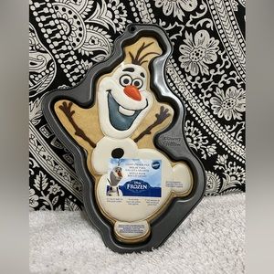 NWT Olaf Disney Frozen Snowman Wilton Cookie Pan